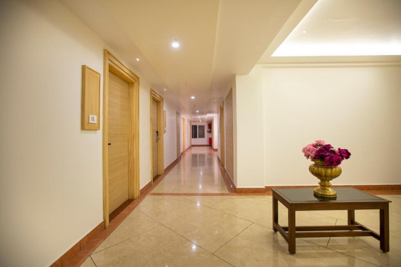 Lee-Benz Ark Hotel Kumbakonam Esterno foto