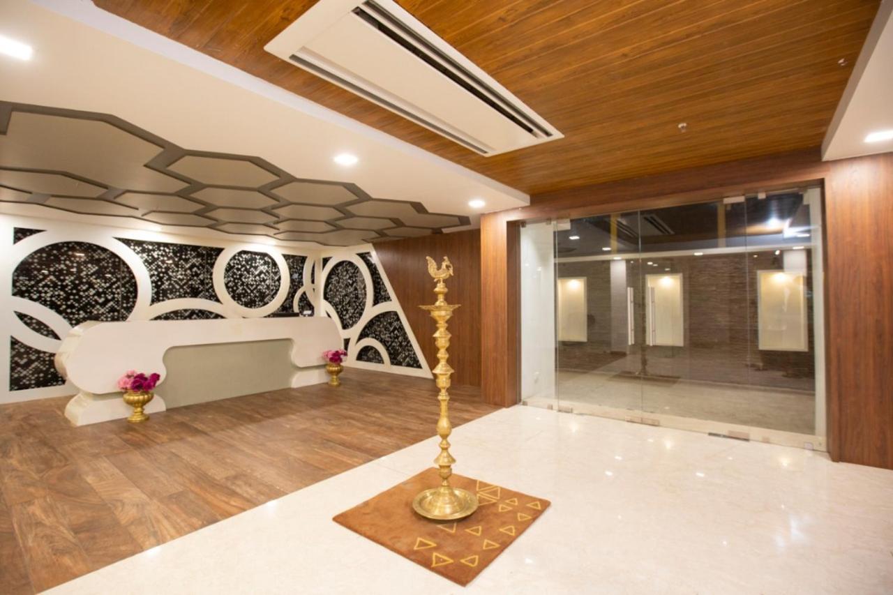 Lee-Benz Ark Hotel Kumbakonam Esterno foto