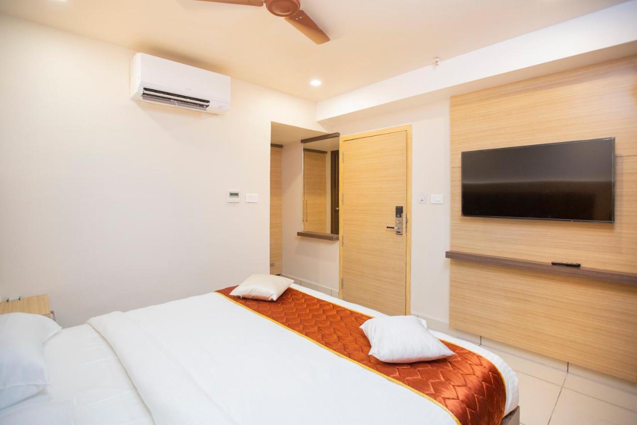 Lee-Benz Ark Hotel Kumbakonam Esterno foto
