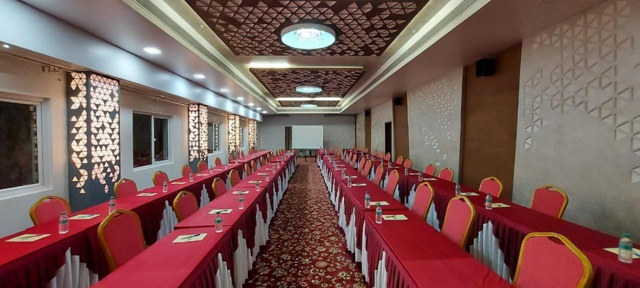 Lee-Benz Ark Hotel Kumbakonam Esterno foto